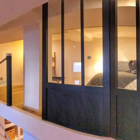 Loft Cosy Original - Ideal Pour Sejour Touristique A Facile -- Acces Hyper-centre En Voiture Facile -parking Garage Prive Sur Demande-- 